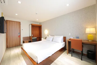 Superior-Queen-Zimmer — Lanura Saigon Boutique Hotel